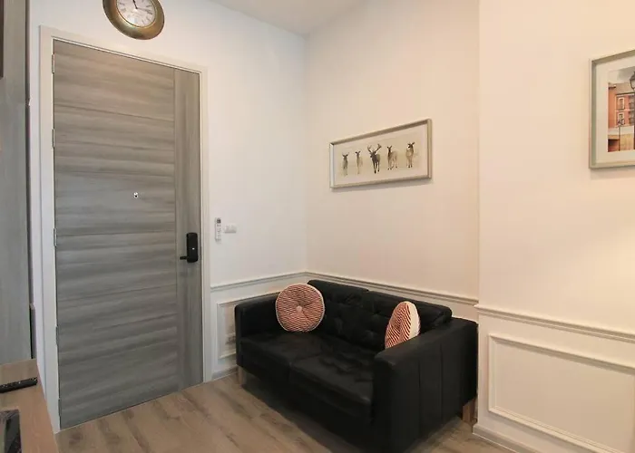 公寓 New Condo, Hi-speed Wi-fi, Gym Pool, Near Lam Sali Mrt 曼谷