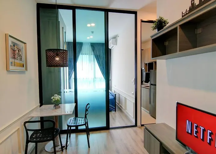 New Condo, Hi-speed Wi-fi, Gym Pool, Near Lam Sali Mrt 曼谷